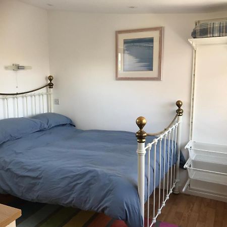 Appartement Flat Rocks, With Parking, 100M From Beach à Perranporth Extérieur photo